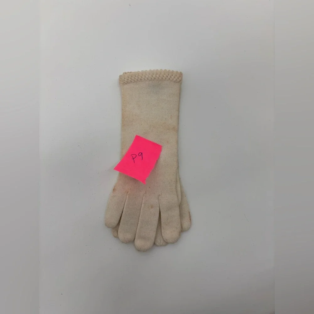 Vintage VAN RAALTE Knit Gloves – Ivory Acrylic – Size Free – 1950s/60s Era